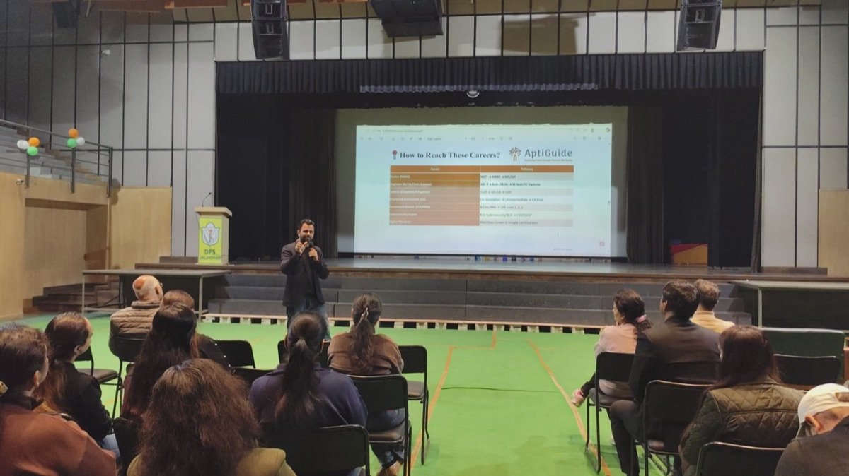 Career seminar — 200+ students & parents